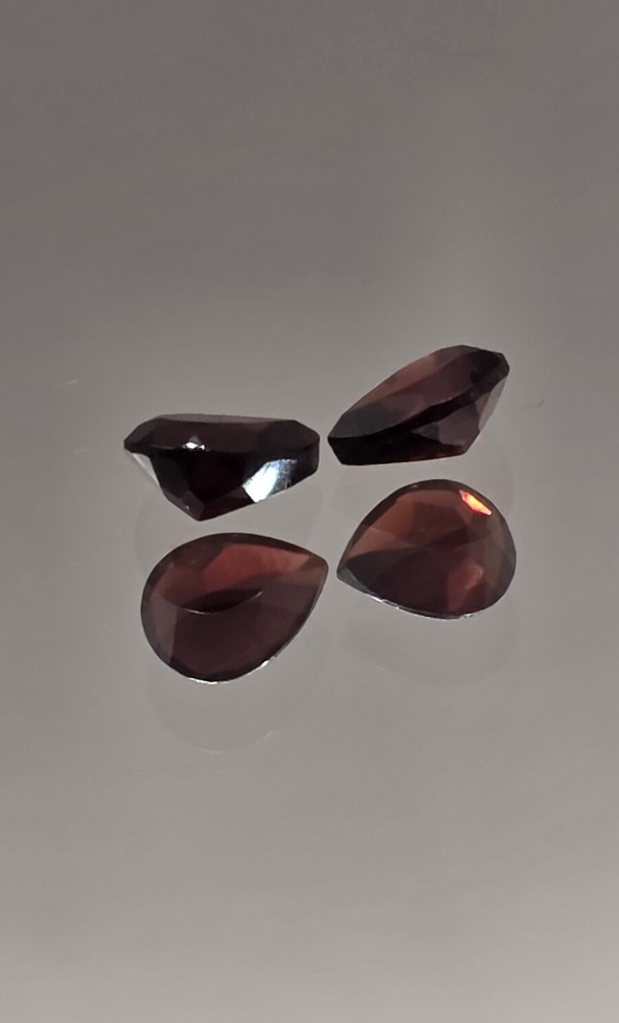 Mozambiko granatas - Image 3